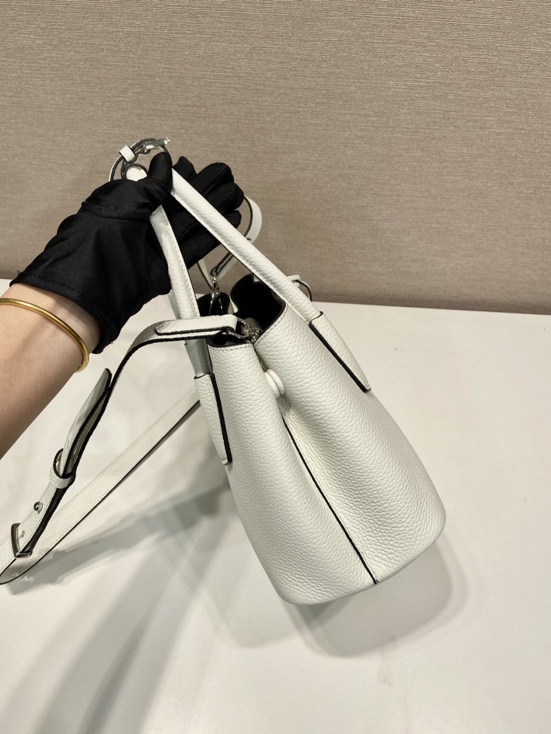 Pra*a top handle bags